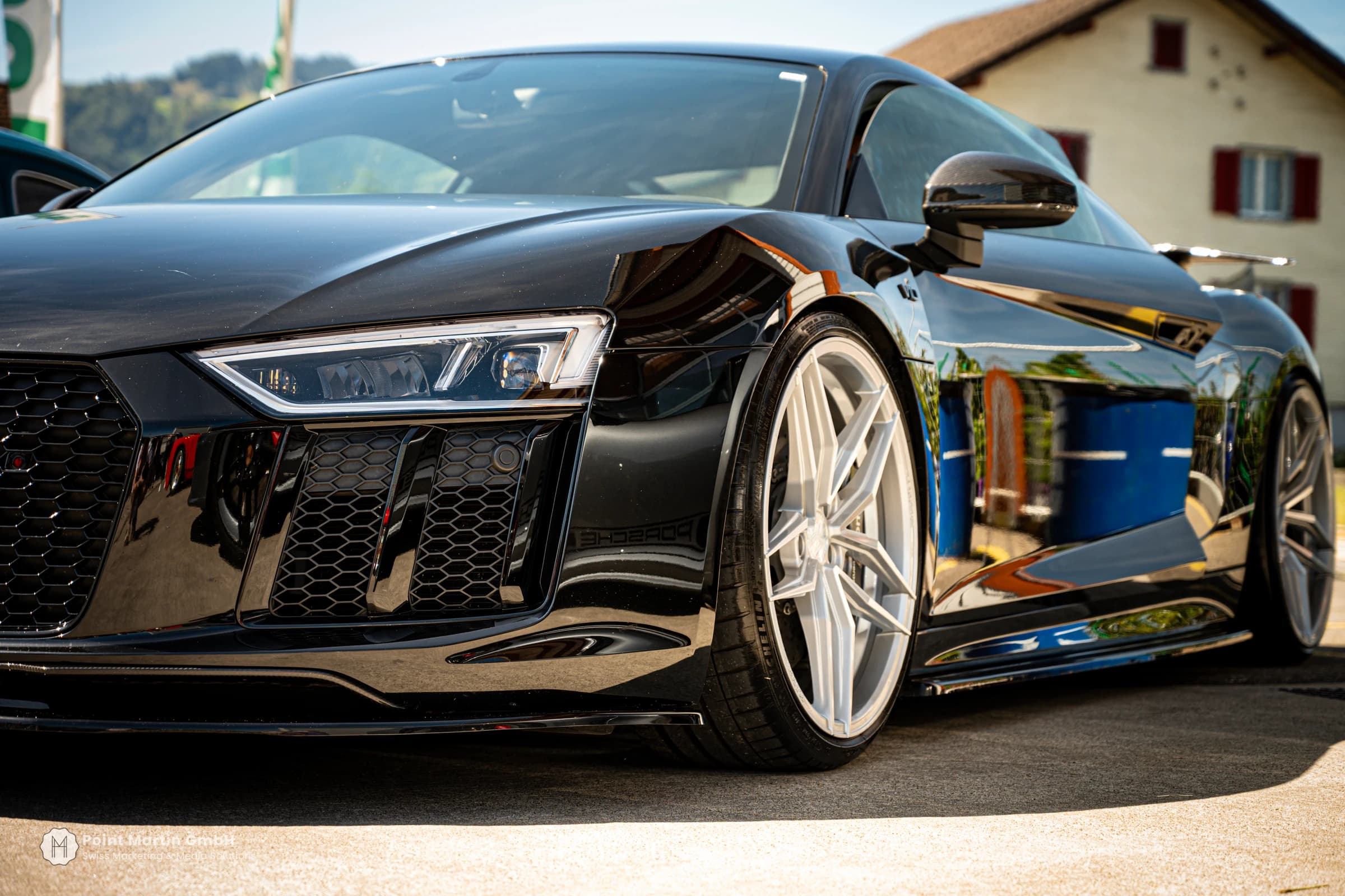 Schwarzer Audi R8 mit silbernen Felgen beim German Car Meet 2026